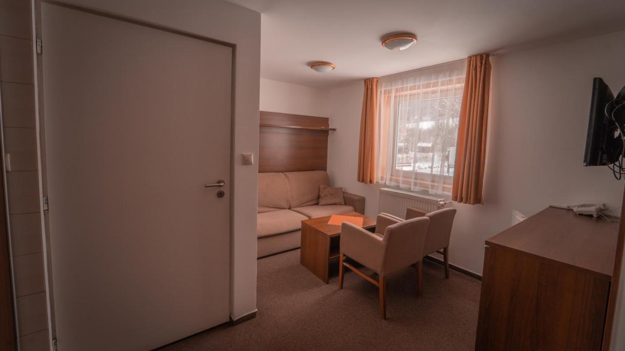 Kúpeľné domčeky - KÚPELE ČERVENÝ KLÁŠTOR Smerdžonka Exterior foto