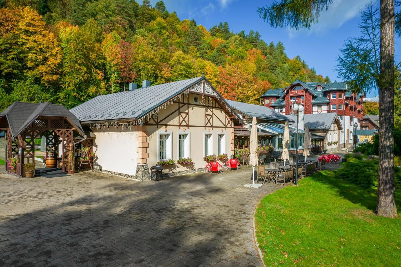 Kúpeľné domčeky - KÚPELE ČERVENÝ KLÁŠTOR Smerdžonka Exterior foto